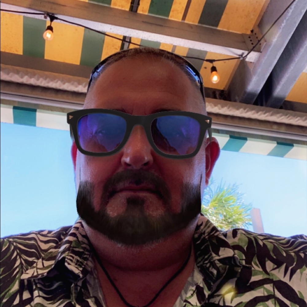 Meet your Posher, Chris